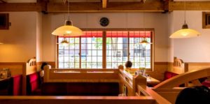 コメダ珈琲店内