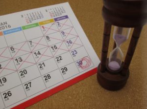 約束の期日や時間を守るためにはゆとりをもった設定を